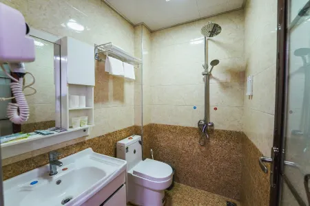 Nanchang Chuangxin Hotel Отели рядом с достопримечательностью «Jiangxi University of Science and Technology (Wuhu Campus)»