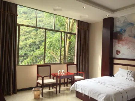 Yanjin Xunlv Sunshine Inn Отели рядом с достопримечательностью «Dousha Gate Ancient Town»