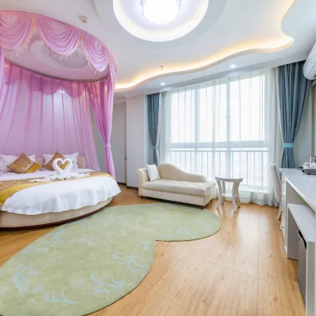 Zhongyuan International Hotel