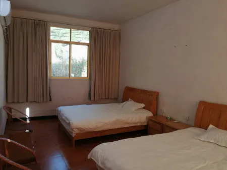 Shixing Hot Water Lake Hot Spring Leisure Farm Отели в г. Шисин