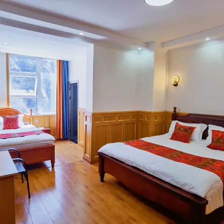 Yajiang Yangga Impression Hotel