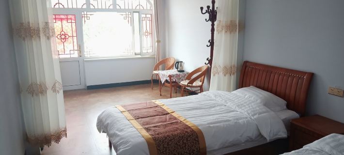 Laoniuwan Yellow River Fisherman's Homestay Hotels in Pianguan
