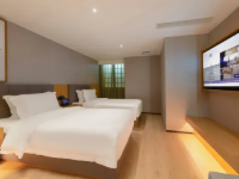 ECHIC   HOTEL(Guangzhou Dafo Temple Beijing Road Subway Station Branch) Hotels near Ersha Island
