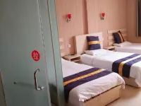 Linyi Yiju Hotel