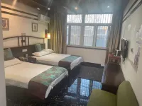 Donglai Courtyard Inn