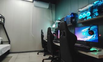 Super E-sports Apartment