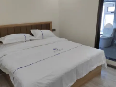 Xinxian Xiangshan Hotel Hotels in Xin County