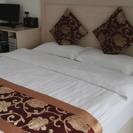 Grand City Hotel