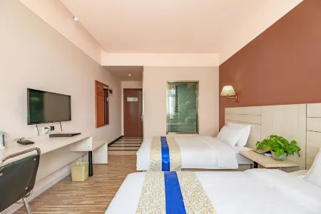 Tiandi Renhe Chain Hotel (Jiefang Road East Bus Station) Отели рядом с достопримечательностью «Yan Spring»