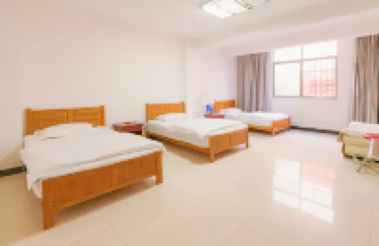 Qujing Kelly Hotel