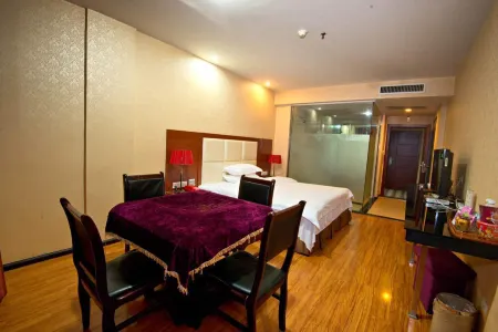 Dingji Hotel Отели рядом с достопримечательностью «Chixiping Fengyu Bridge»