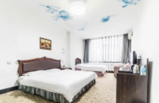 Pandora Fashion Hotel (Yanji Yanbian University West Market Branch)