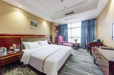 Huazhou Huyanwan Chain Hotel Shangjie Branch Hotels near Huazhou Railway Station