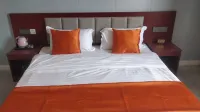 Huali Hotel (Yangyuan Xinhua Avenue)
