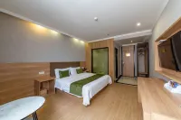 GreenTree Inn Hotel (Kunshan North Gate Road Merchants Garden City Store) - 2성급