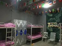 Zhaoqing Youmeng Youth Hostel