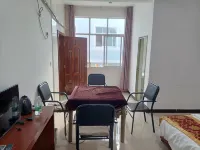 Pingbian Jinxiu Hotel