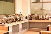 Shankee Chain Hotel (Luzhai Plaza) Hotels in Luzhai