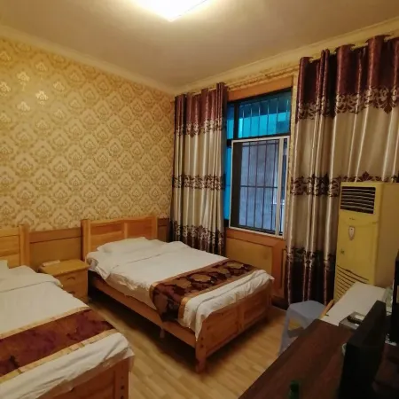 Xifeng Xinye Inn
