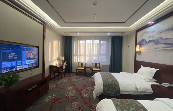 Luochuan Lidu Shengshi Hotel