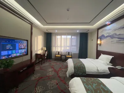 Luochuan Lidu Shengshi Hotel Hotel in zona Luochuan Station