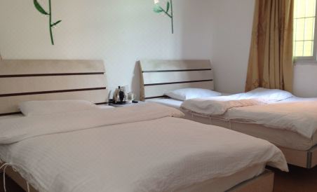 Xiamen North Railway Station Hotel - Housity