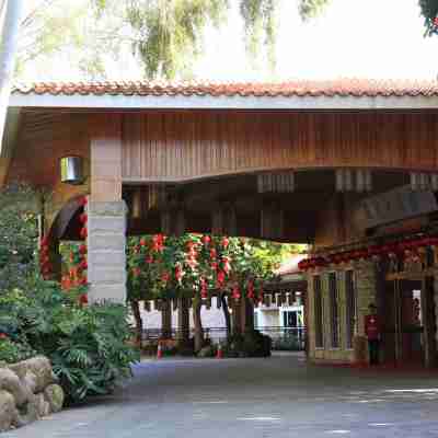 梅州雁南飛圍龍大酒店 Hotel Exterior