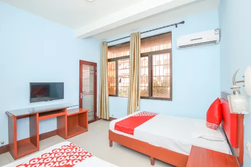 Beihai Huihuang Hotel (Beihai No.3 Middle School Branch)
