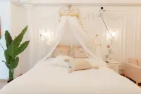 Pinshang Apartment