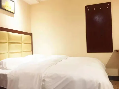 OYO Xiangcheng Hotel Zimmer Photos