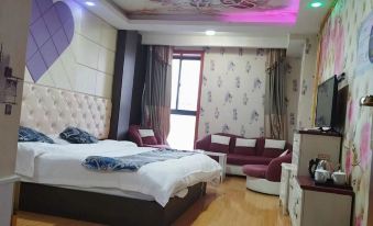 Holiday Business Hotel Huoqiucheng