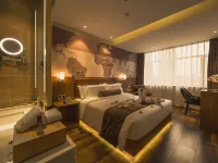 James Joyce (Shenyang North Railway Station/Beiling Park Branch) Hotels in Huanggu District