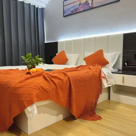 Pingdu Yueya Apartment