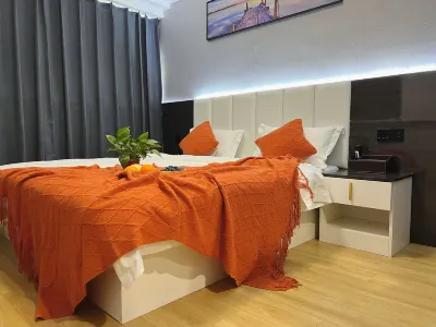 Pingdu Yueya Apartment Hotels near Dazeshan Grape