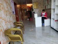 Lvliang Aiqinghai Theme Apartment