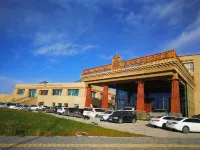 Boyu Zangcheng Linka Hotel - parking