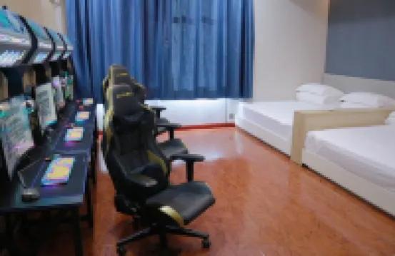 E-sports Apartment