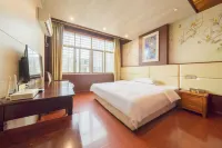 Chenzhou Xinyu Hotel (Wuling Square) - Condos