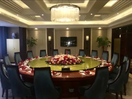 Taihu Xiangting Resort Hotel Отели рядом с достопримечательностью «Shanghai Customs College Suzhou Branch»