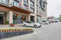 โรงแรมลาวานด์ (รีสอร์ตภูเขาเฉิงเต๋อ วัดไว่ปา) - ที่มีที่จอดรถ