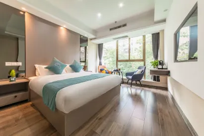 Junya Holiday Hotel (Xiamen Zhongshan Road)
