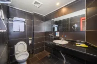 Along Business Hotel (Linshui Xing'an Lane)