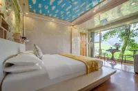 Maple Hotel