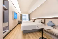 HanTing Hotel (Huainan Wuyue Square) Hotels in Huainan