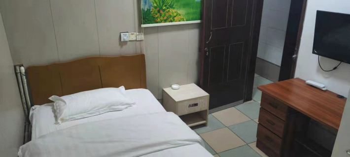 Wanzhong Hotel Отели в г. Хэчи