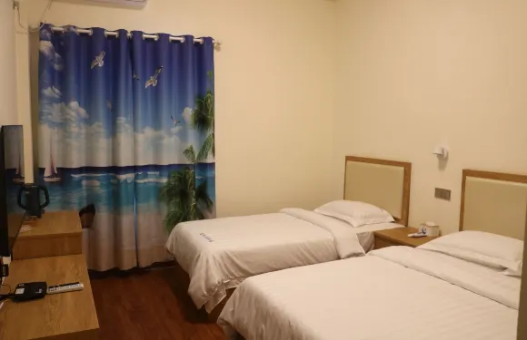 臨高調樓藍色之海民宿