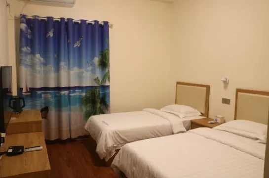 Blue Sea Homestay in the High-rise Building