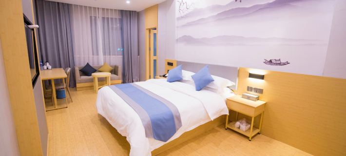 Rollman Hotel Hotels in Cangnan