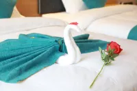 Auchan Yijing Hotel (Guanxian Branch) - parcheggio