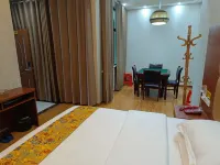 Anhua Jingdu Grand Hotel - Mountain view